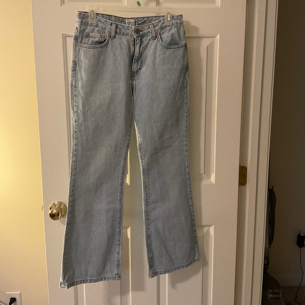 Calvin Klein flare leg jeans size 5 vintage wash high rise Y2K style denim